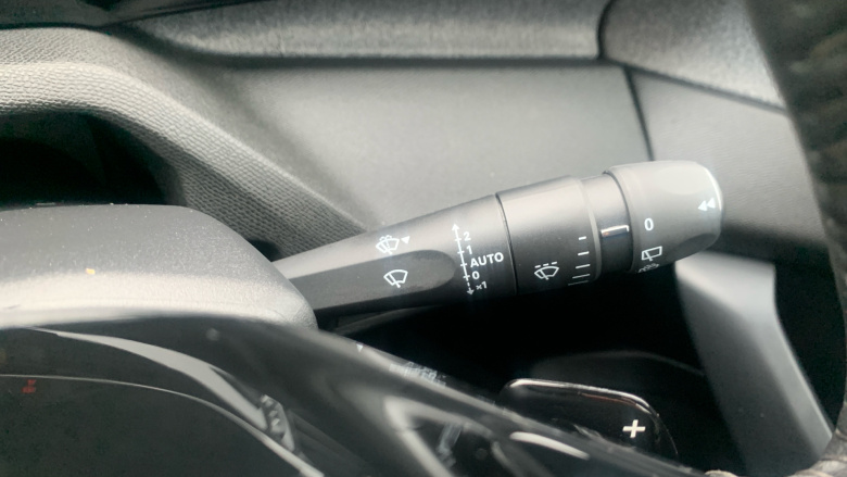 Peugeot 308 1.2 PureTech Allure 5dr EAT8 Petrol Hatchback